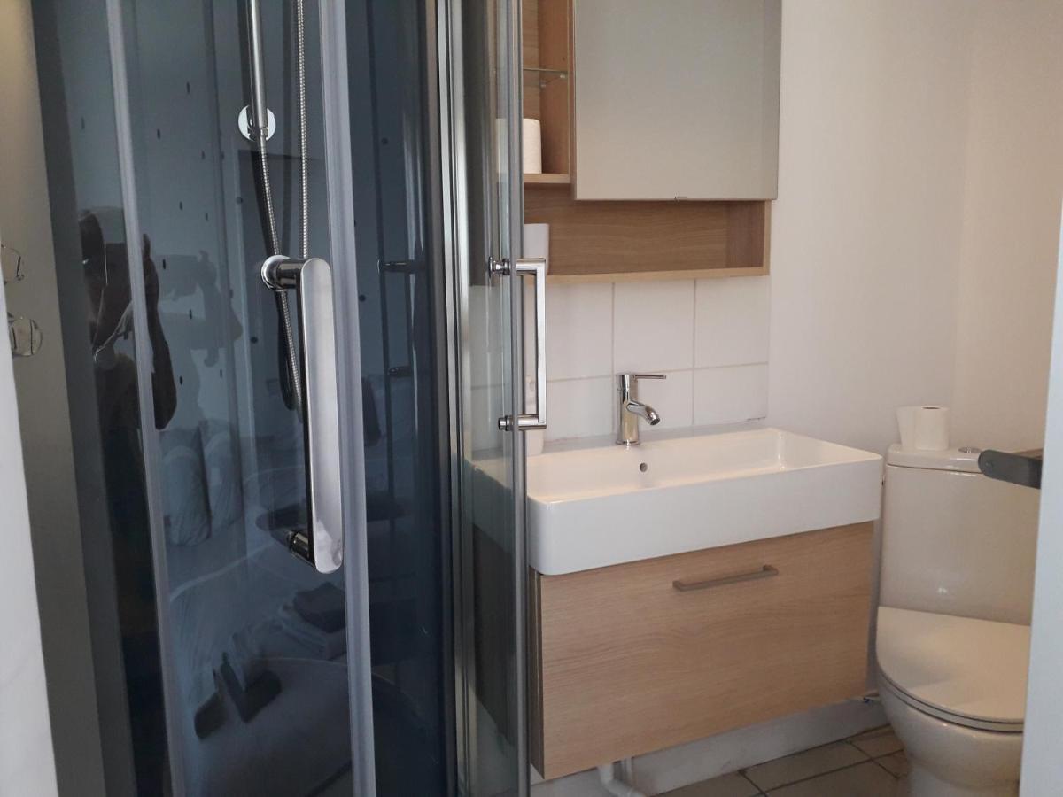Le Corto Hotel Savigny-Levescault ภายนอก รูปภาพ