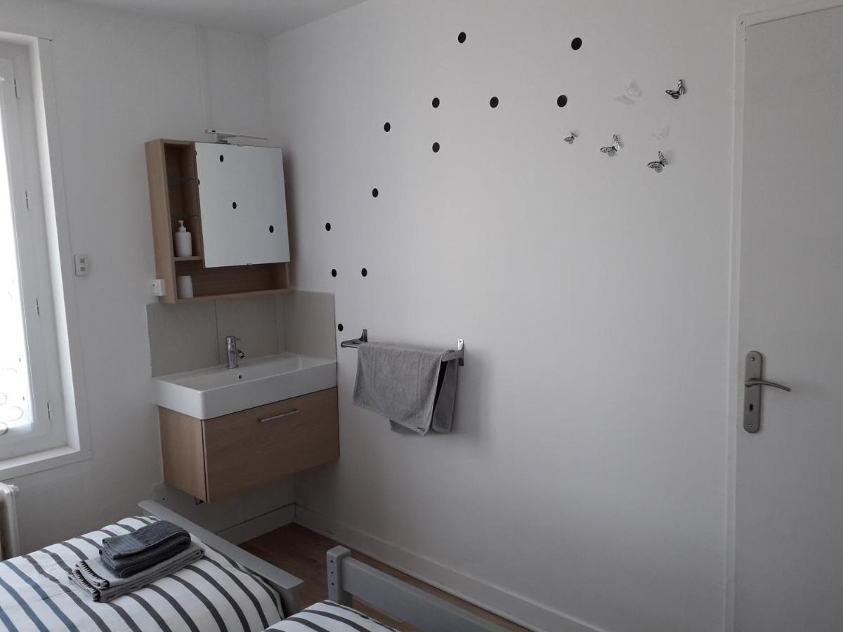 Le Corto Hotel Savigny-Levescault ภายนอก รูปภาพ